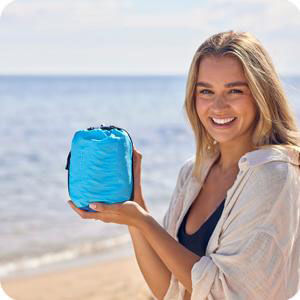 ultra-light beach blanket